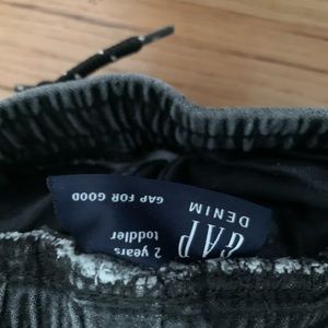 2t Gap jeans